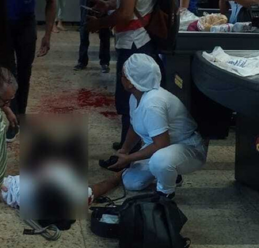 Mulher é esfaqueada por conhecida dentro de supermercado em Várzea Grande