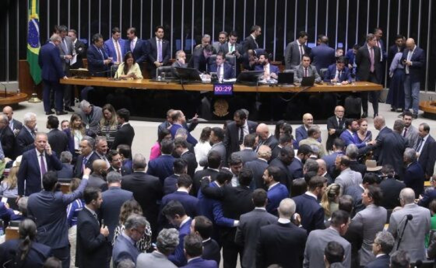 Bancada de Mato Grosso vai ter 10 federais e Assembleia vai ganhar 6 novos estaduais