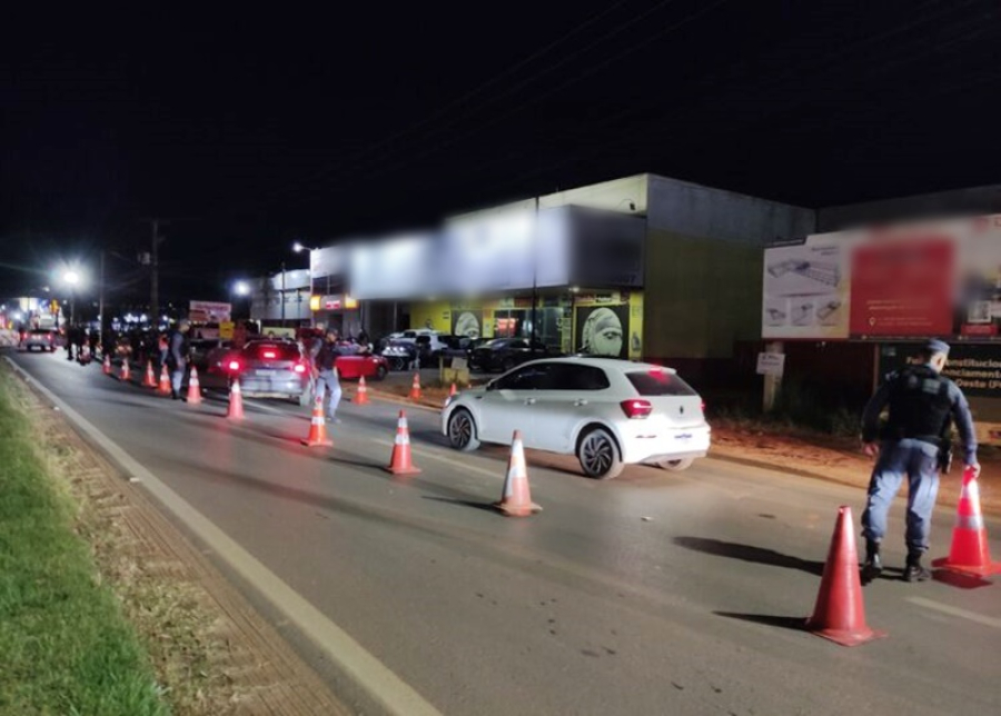 35 veículos são apreendidos e 9 pessoas são presas na 19ª edição da Blitz da Lei seca em Sorriso/MT