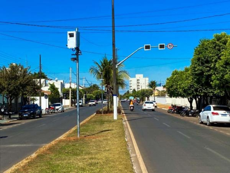 Vereador propõe medidas para reduzir velocidade e melhorar trânsito na Rua Guatemala